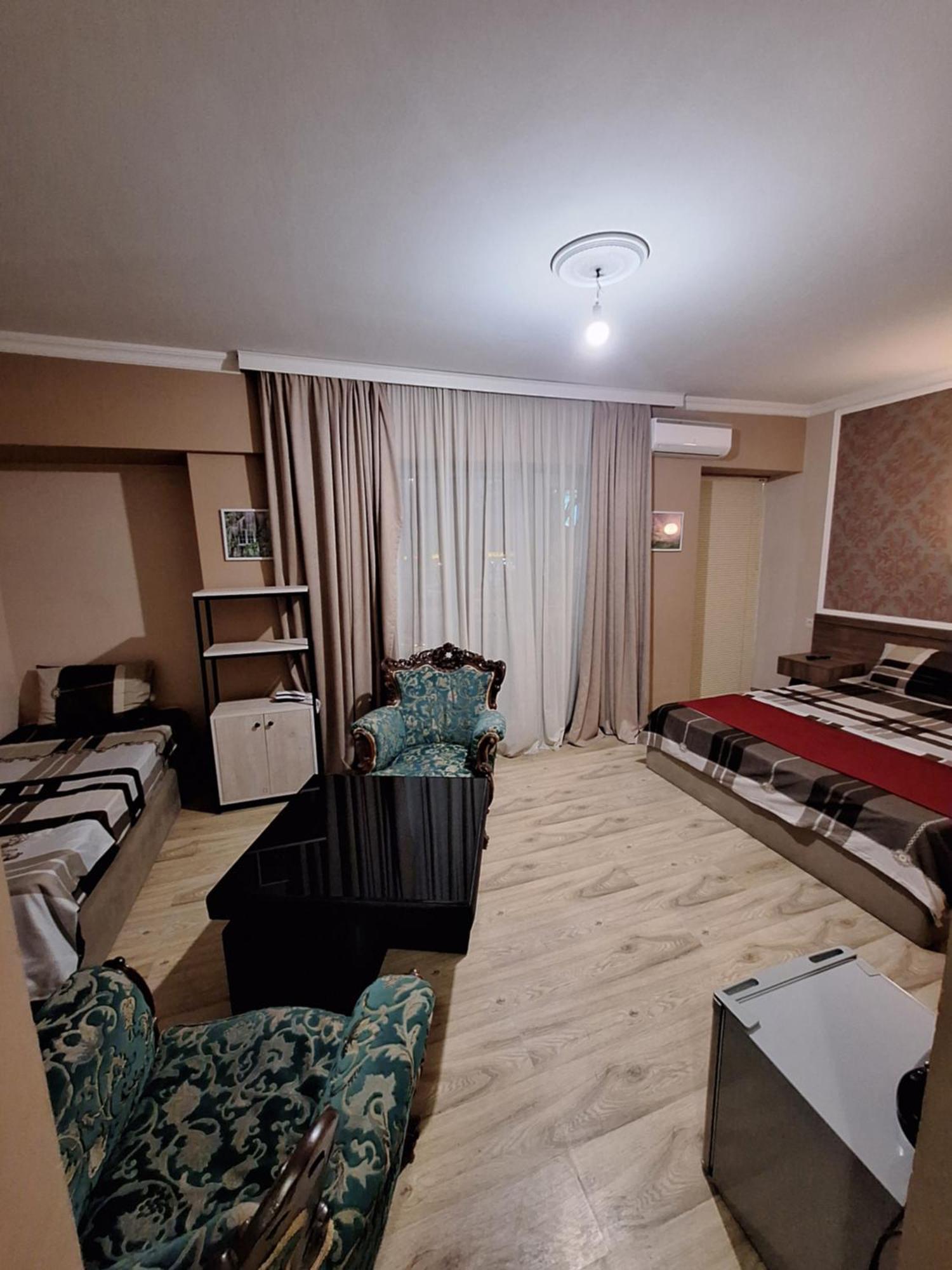 Hotel Grand Tbilisi Exteriör bild